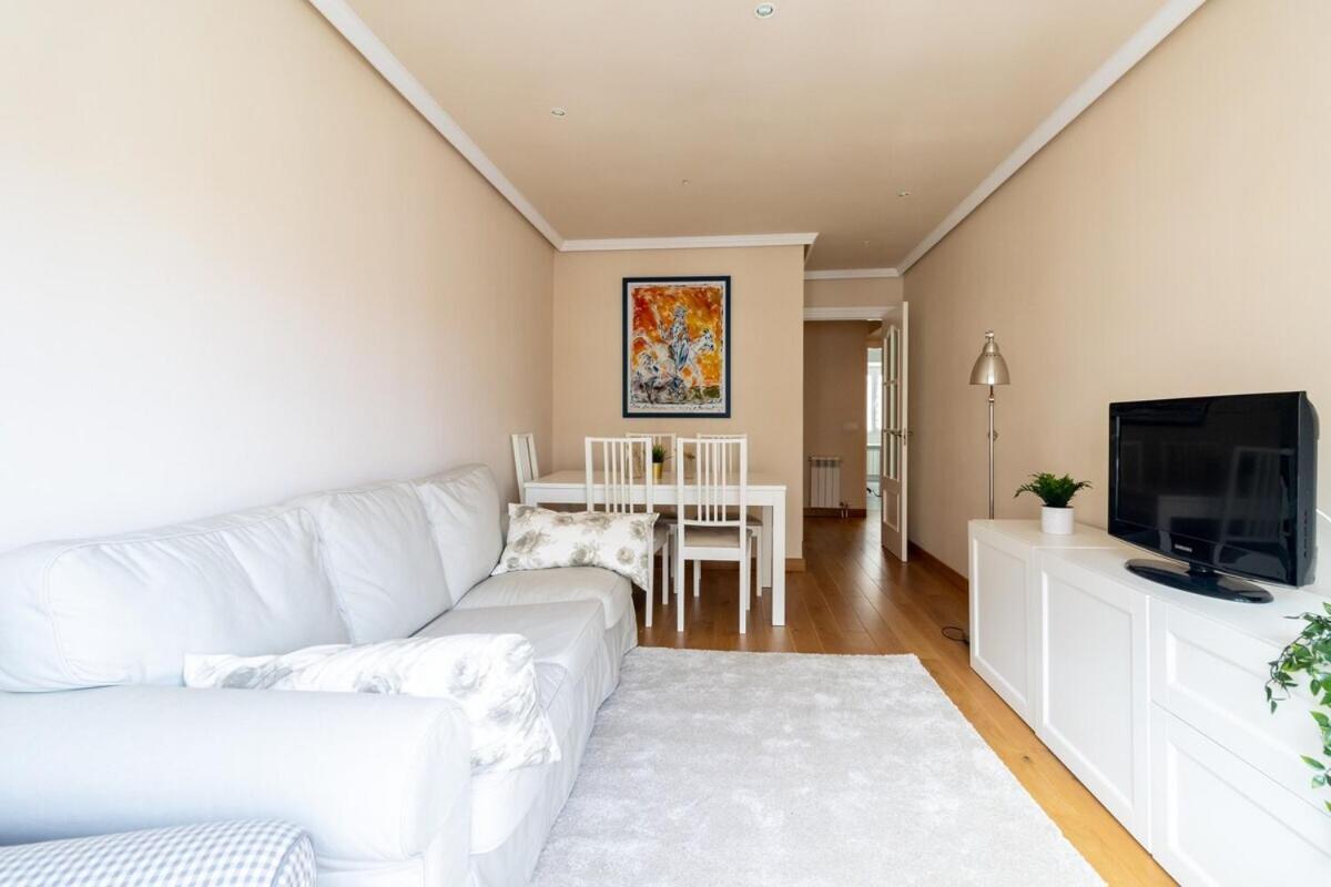 Apartamento Centro Gijon Con Parking Apartment Bagian luar foto