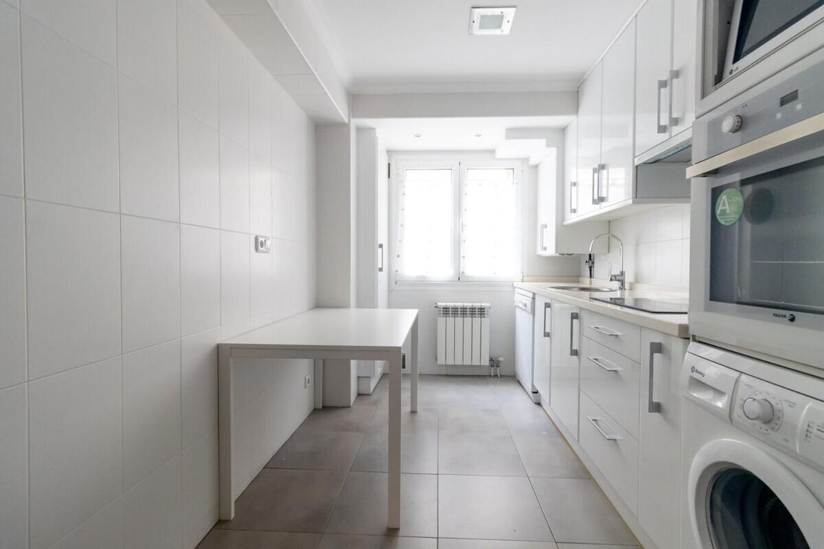 Apartamento Centro Gijon Con Parking Apartment Bagian luar foto