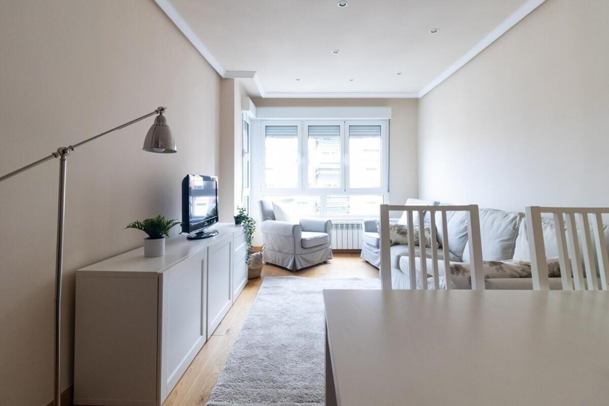 Apartamento Centro Gijon Con Parking Apartment Bagian luar foto